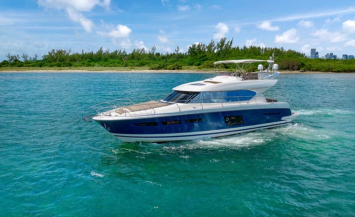 62’ Prestige - 2013 Prestige 62 luxury yacht for sale/ available for purchase