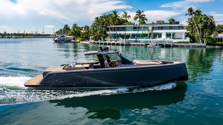50 Pardo luxury charter yacht - Venetian Marina & Yacht Club, North Bayshore Drive, Miami, FL, USA