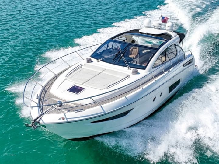 50 Azimut luxury charter yacht - Venetian Marina & Yacht Club, North Bayshore Drive, Miami, FL, USA